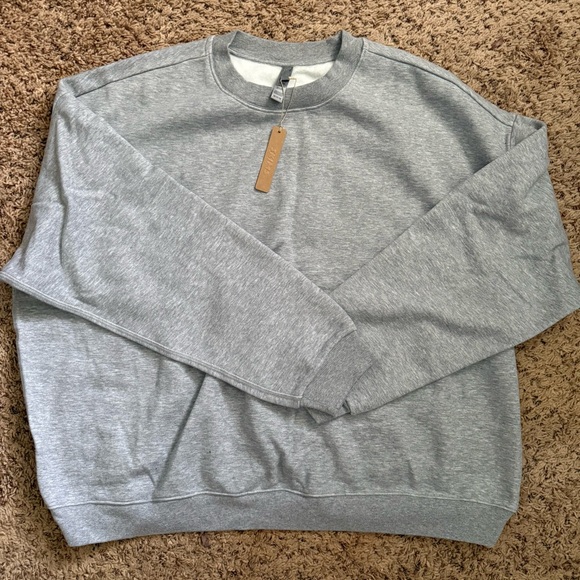 SKIMS COTTON FLEECE CLASSIC CREWNECK - Picture 6 of 8